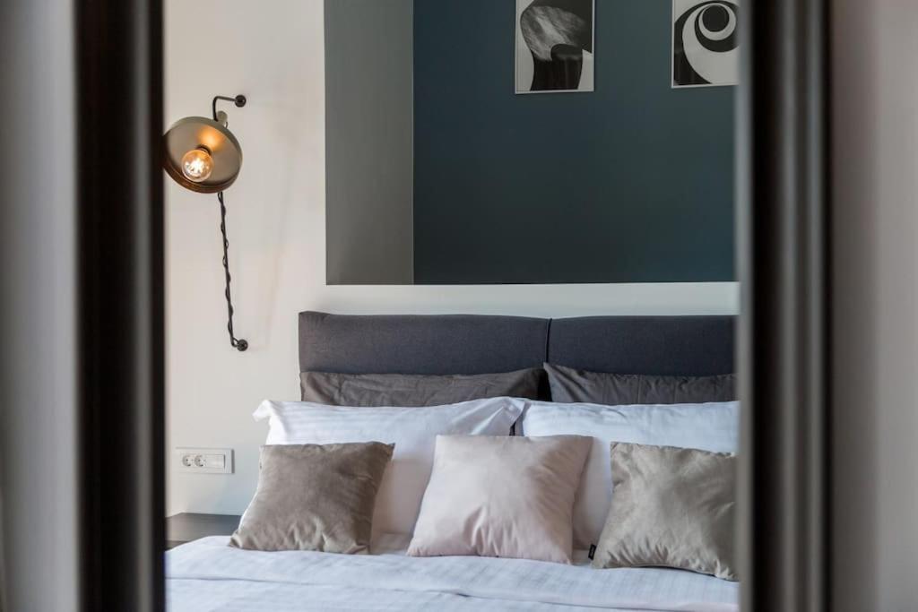 Marcante - Designer, Romantic Pool View Suite Poreč Exterior foto